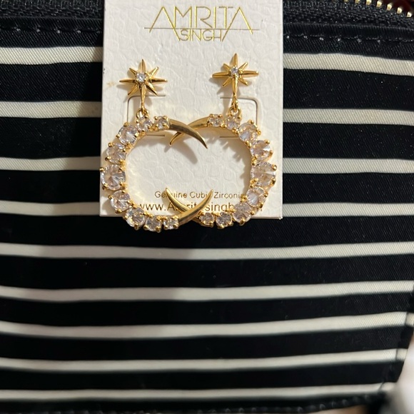 Geniune cubic zincornia - Picture 1 of 1